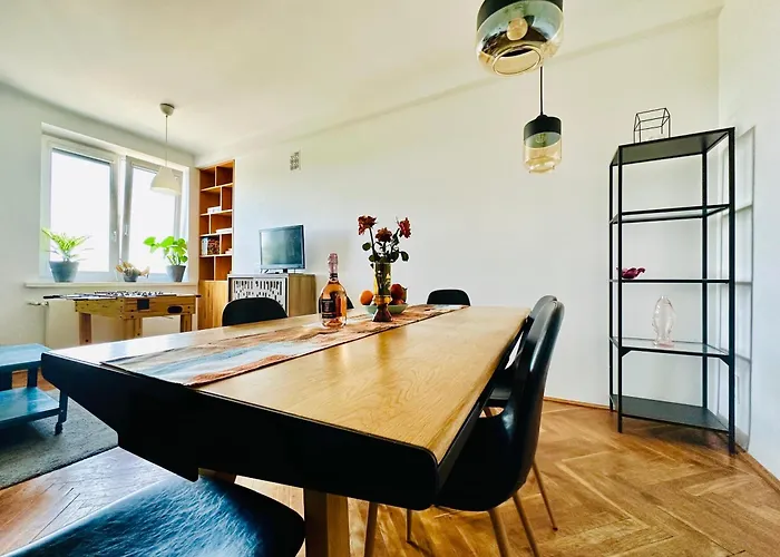 شقة Z Widokiem Na Palac I Kosciol.