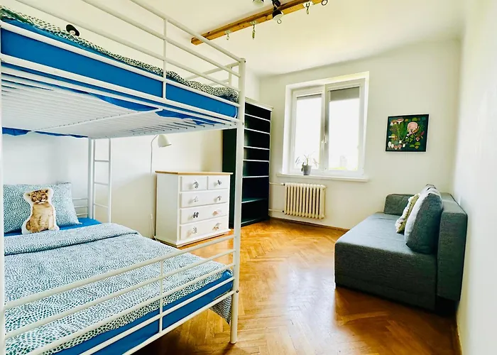 Z Widokiem Na Palac I Kosciol. وارسو